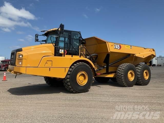 CAT 745 Зчленовані самоскиди