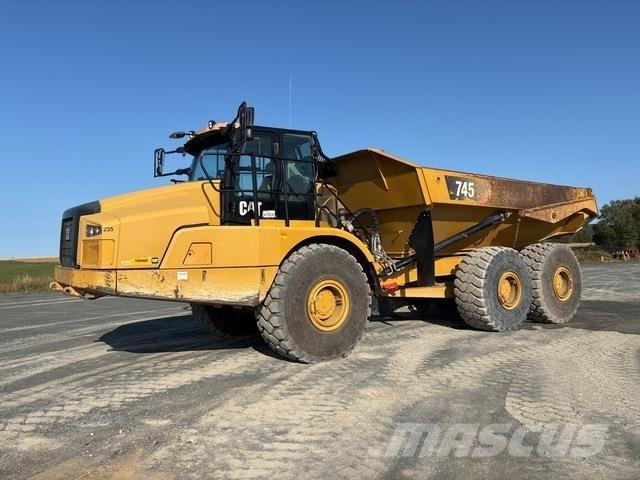 CAT 745 Зчленовані самоскиди