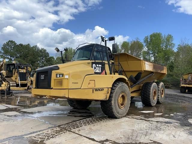 CAT 745C Зчленовані самоскиди