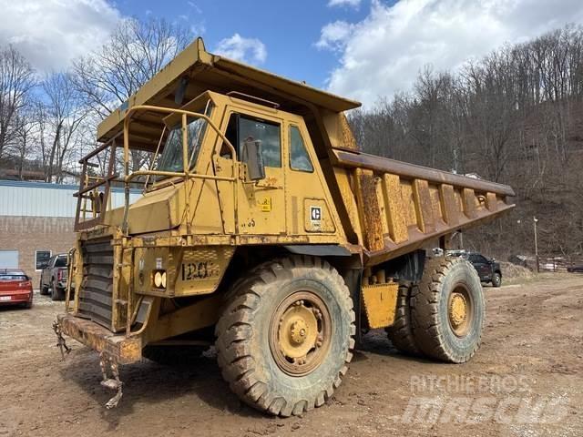 CAT 769C Зчленовані самоскиди