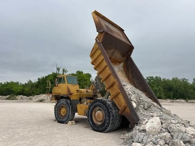 CAT 769C Зчленовані самоскиди