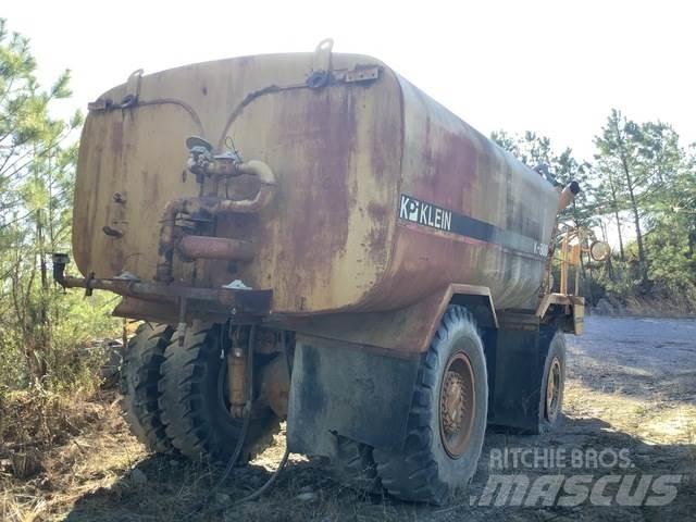 CAT 769C Поливальні машини