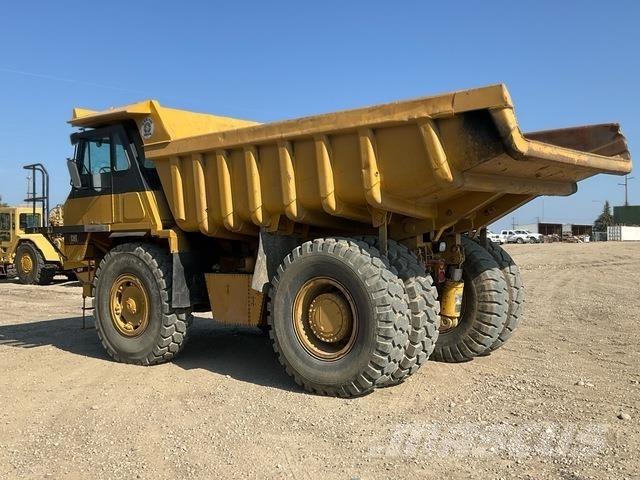 CAT 769C Зчленовані самоскиди