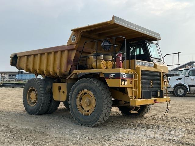 CAT 769C Зчленовані самоскиди