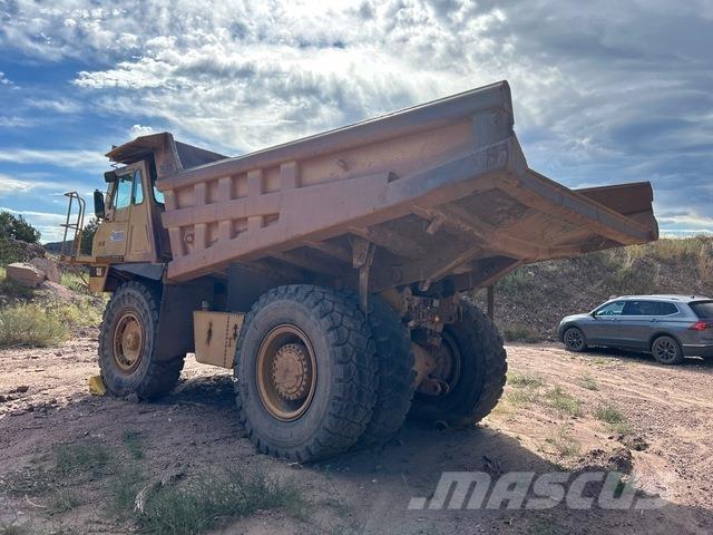 CAT 769C Зчленовані самоскиди