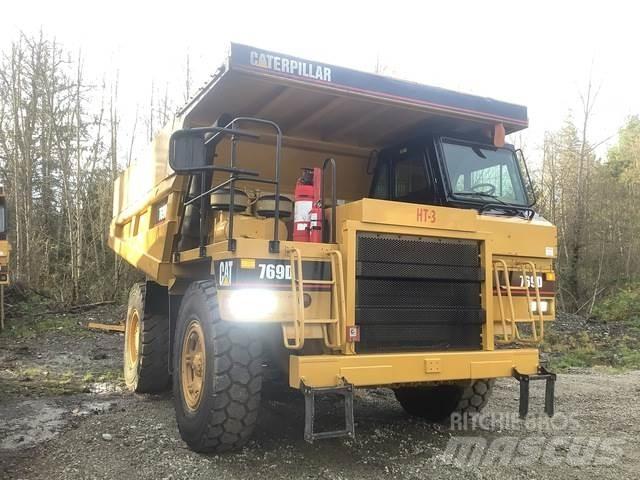 CAT 769D Зчленовані самоскиди