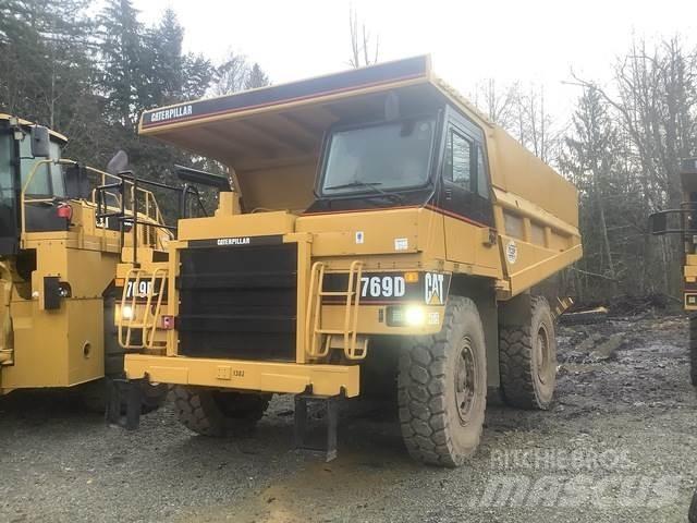 CAT 769D Зчленовані самоскиди