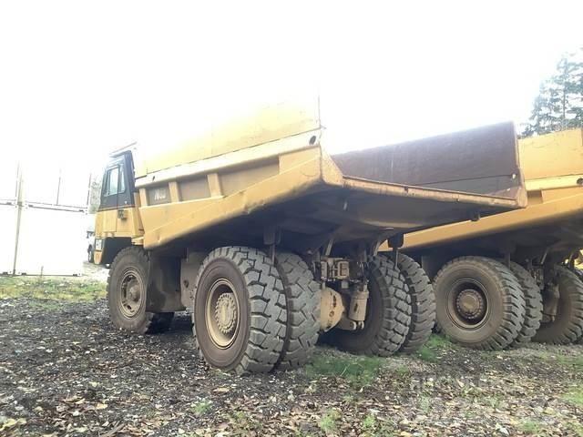 CAT 769D Зчленовані самоскиди