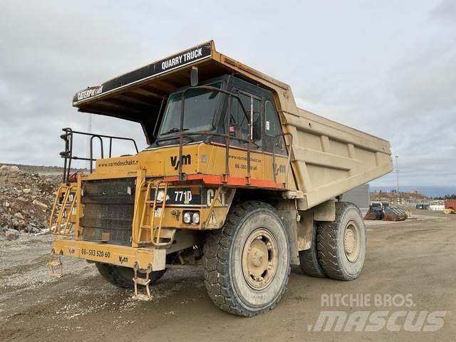 CAT 771D Зчленовані самоскиди