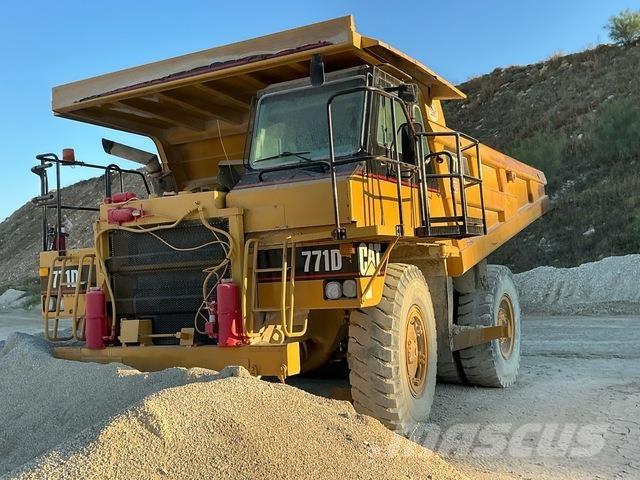 CAT 771D Зчленовані самоскиди