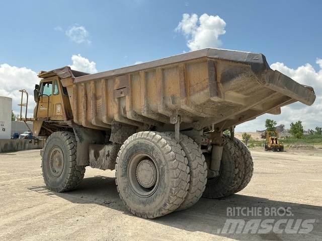 CAT 773B Зчленовані самоскиди