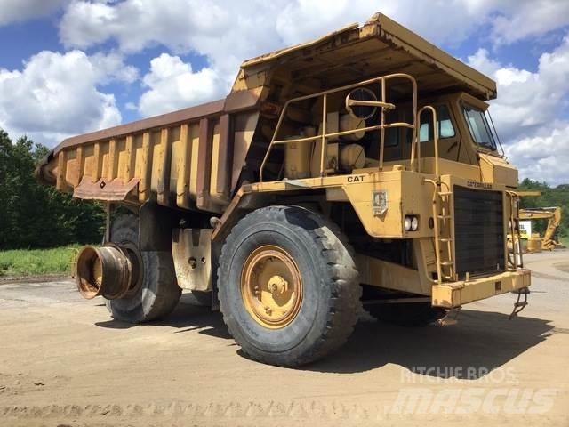 CAT 773B Зчленовані самоскиди