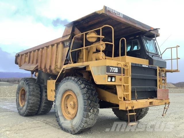 CAT 773B Зчленовані самоскиди