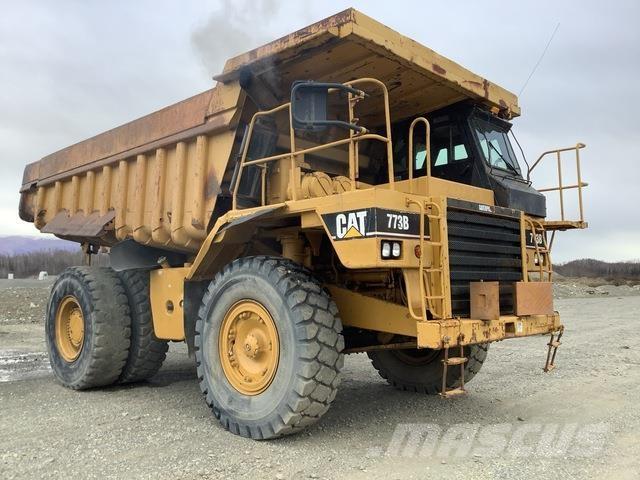 CAT 773B Зчленовані самоскиди