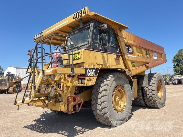 CAT 773D Зчленовані самоскиди