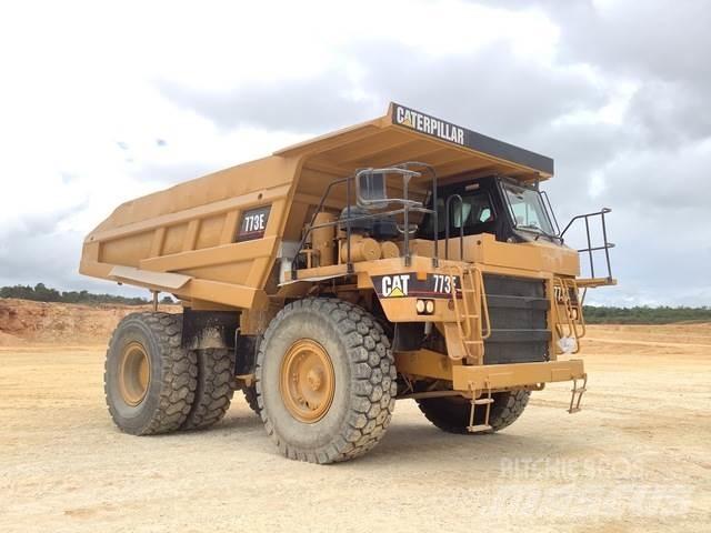 CAT 773E Зчленовані самоскиди