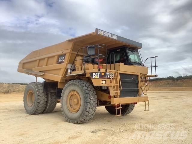 CAT 773E Зчленовані самоскиди