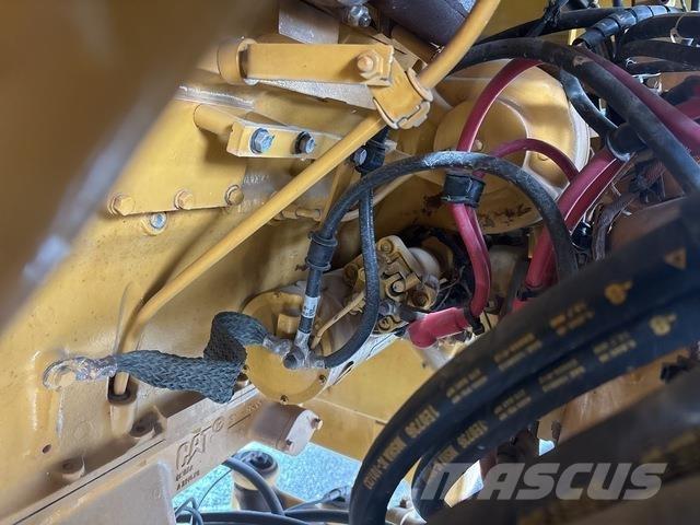 CAT 773E Зчленовані самоскиди