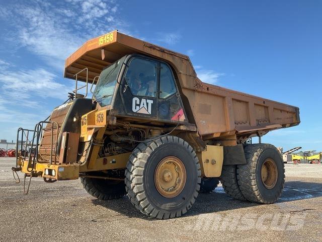 CAT 773F Зчленовані самоскиди