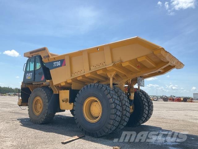 CAT 773G Зчленовані самоскиди