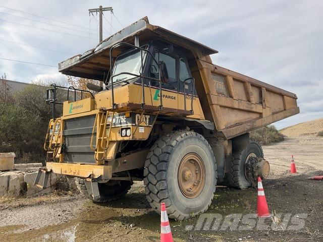 CAT 775E Зчленовані самоскиди