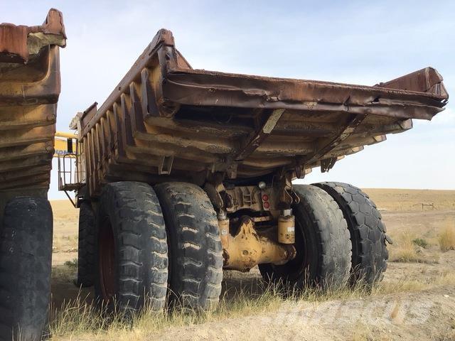 CAT 777 Зчленовані самоскиди