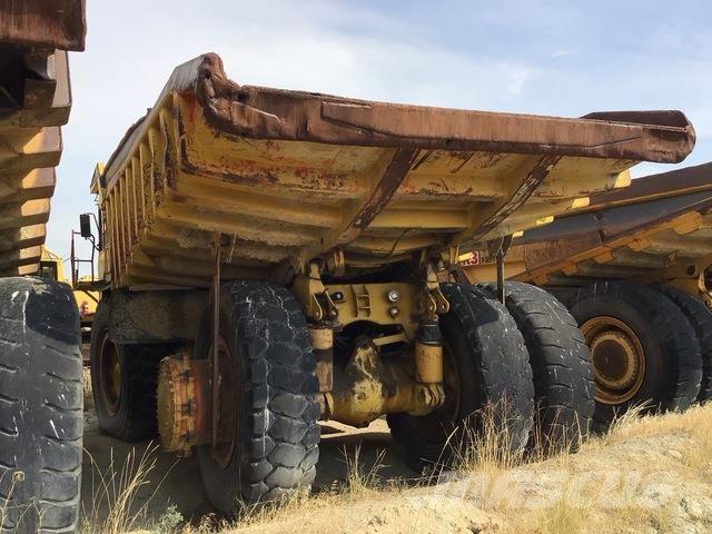 CAT 777 Зчленовані самоскиди