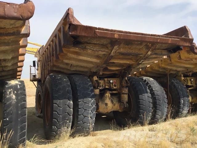 CAT 777 Зчленовані самоскиди