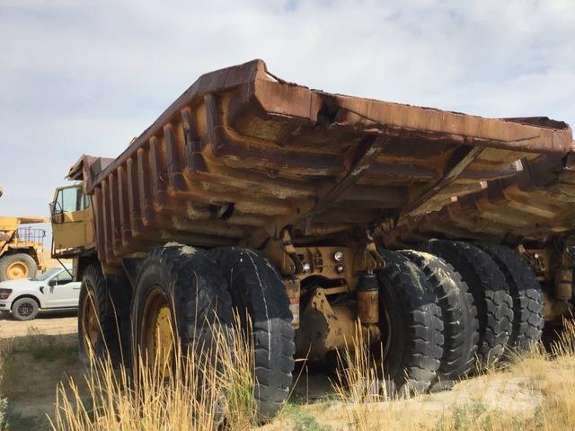 CAT 777 Зчленовані самоскиди