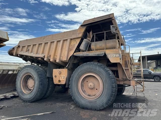 CAT 777B Зчленовані самоскиди