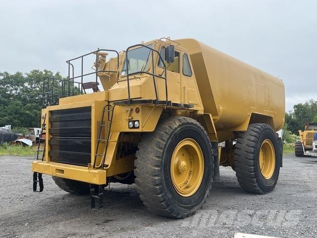 CAT 777B Поливальні машини