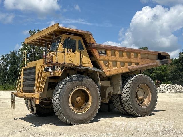 CAT 777C Зчленовані самоскиди