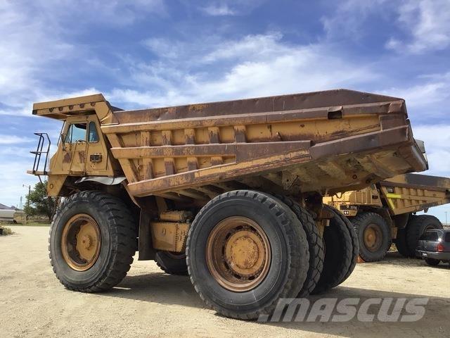 CAT 777C Зчленовані самоскиди