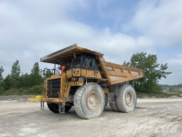 CAT 777D Зчленовані самоскиди