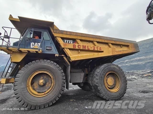 CAT 777E Зчленовані самоскиди