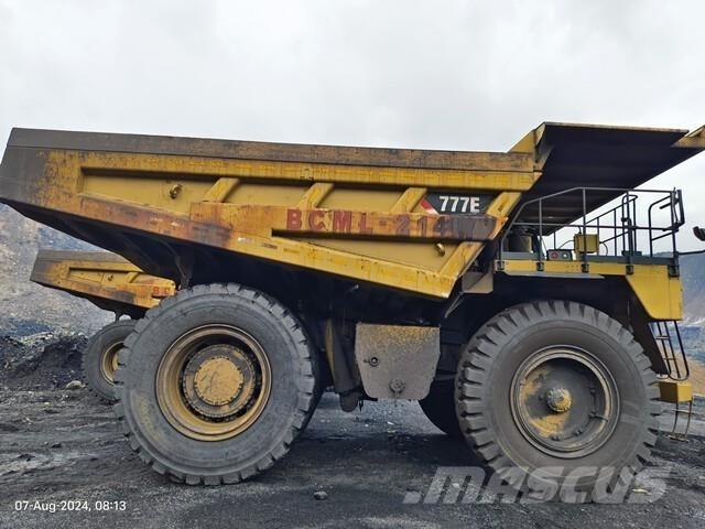 CAT 777E Зчленовані самоскиди