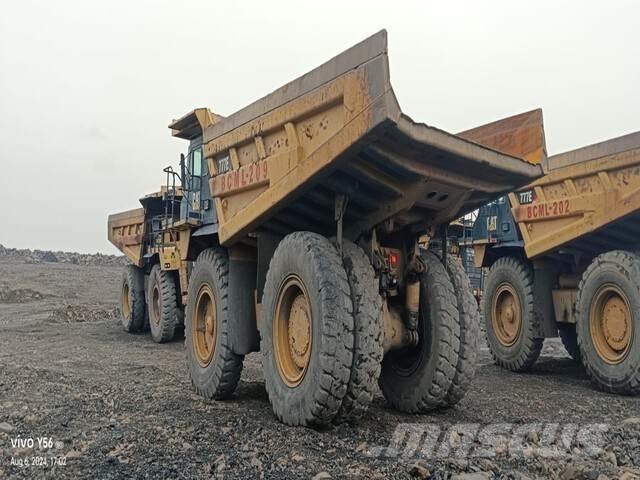CAT 777E Зчленовані самоскиди