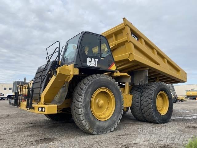 CAT 777F Зчленовані самоскиди