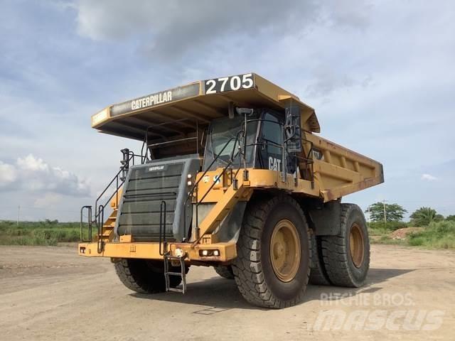 CAT 777F Зчленовані самоскиди