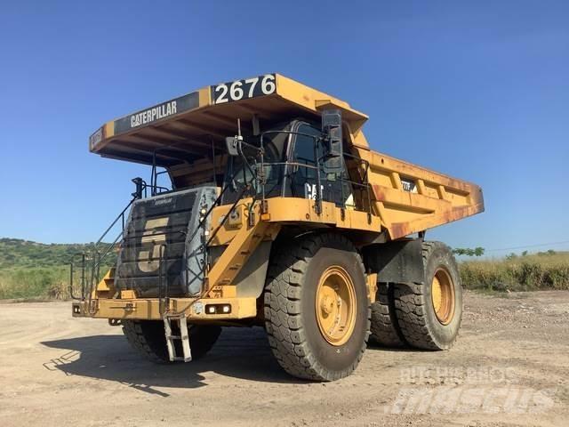 CAT 777F Зчленовані самоскиди