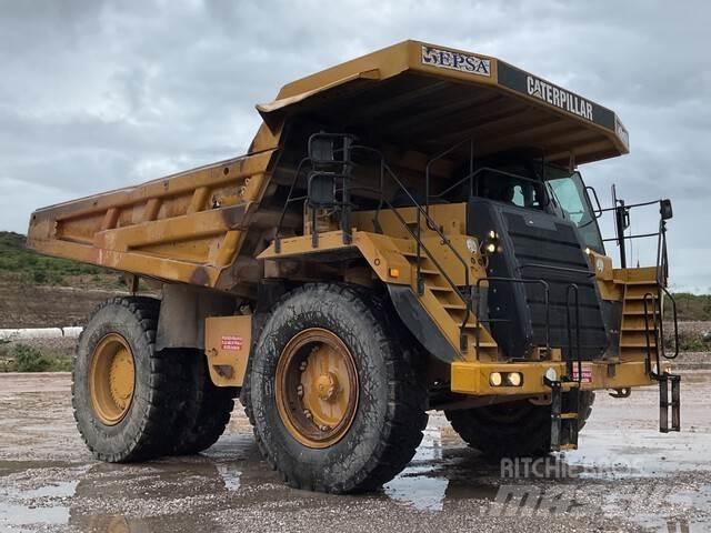 CAT 777F Зчленовані самоскиди