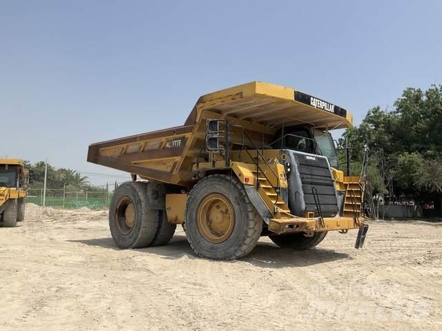 CAT 777F Зчленовані самоскиди