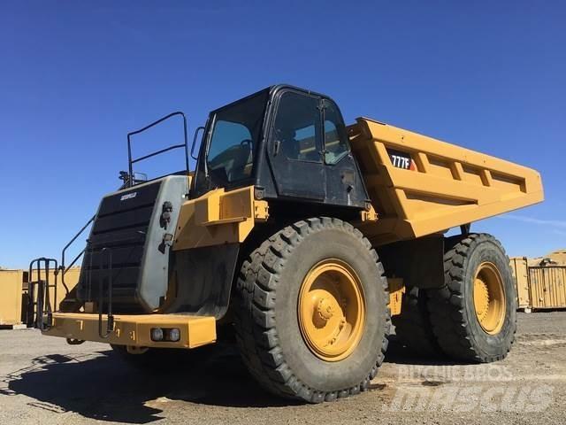 CAT 777F Зчленовані самоскиди