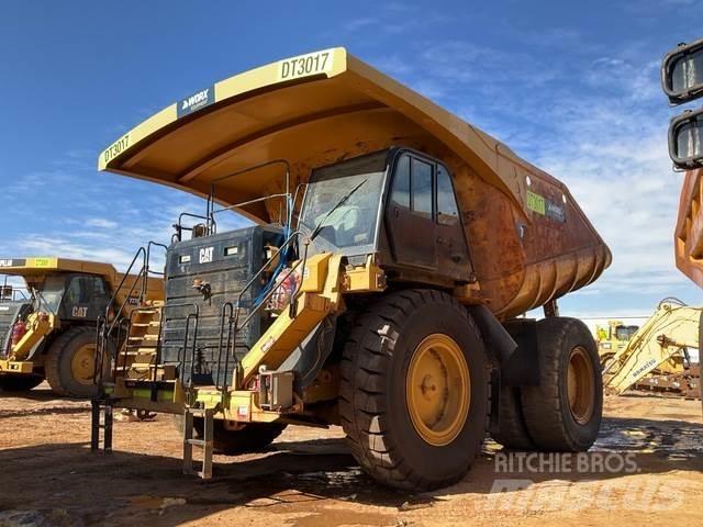 CAT 777G Зчленовані самоскиди