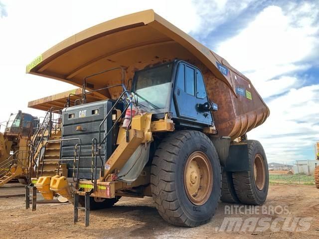 CAT 777G Зчленовані самоскиди