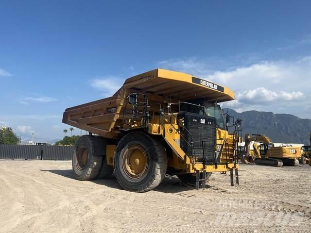 CAT 777G Зчленовані самоскиди