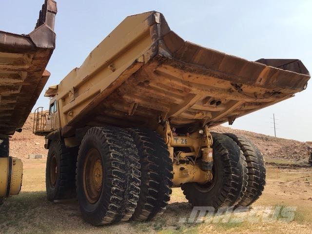 CAT 785 Зчленовані самоскиди