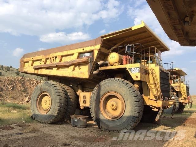 CAT 785B Зчленовані самоскиди