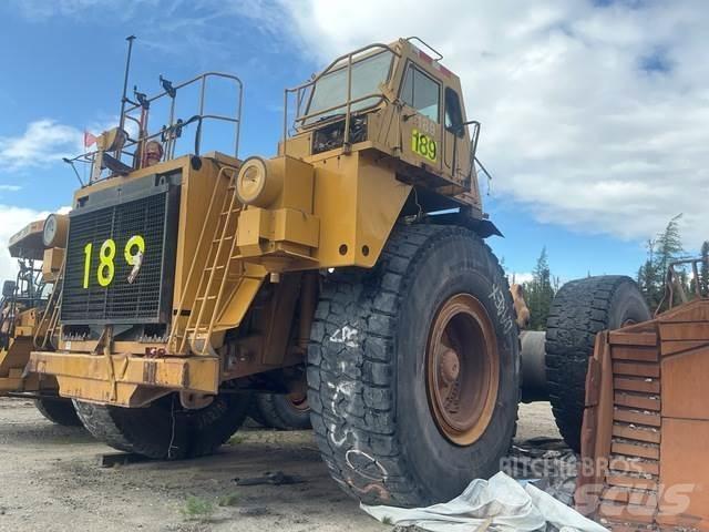 CAT 789A Зчленовані самоскиди