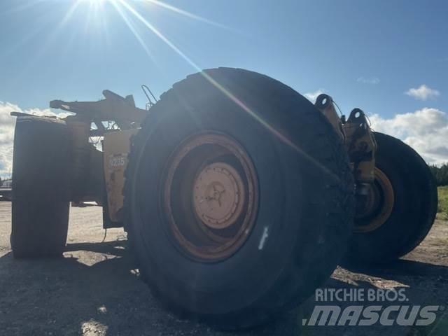 CAT 789B Зчленовані самоскиди